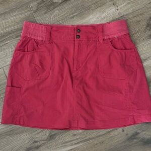 Sahalie Size 10 Rose Skort
